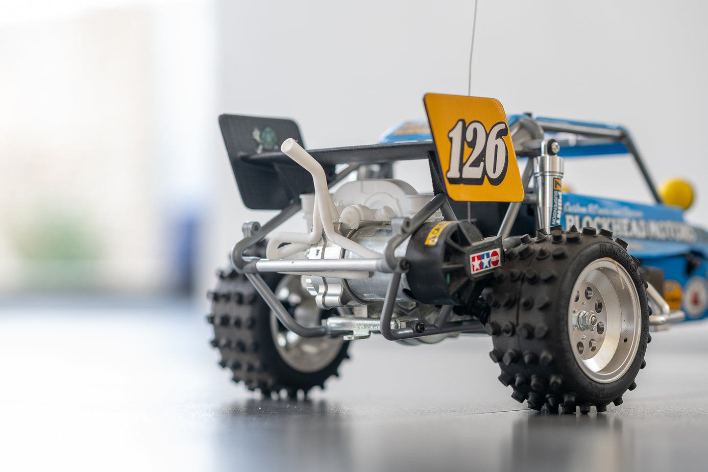 Knight Customs - Wild One / FAV engine & exhaust